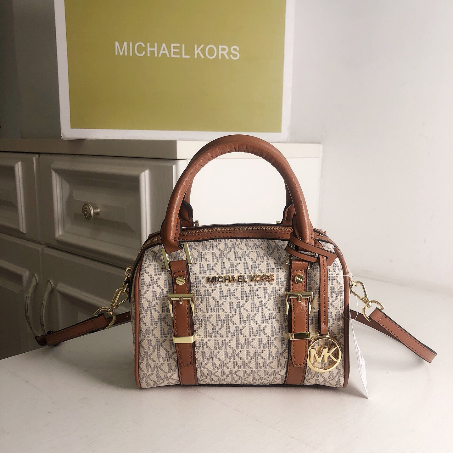 Women'S Bags Designer Brands - ใหม่ไมเคิล คอร์กระเป๋าถือดีไซน์หรูสำหรับผู้หญิงคุณภาพสูงกระเป๋าสะพายข้างแบบคลาสสิกกระเป๋าเดินทางกระเป๋าสะพายไหล่ของขวัญสำหรับสุภาพสตรีที่สวยงาม