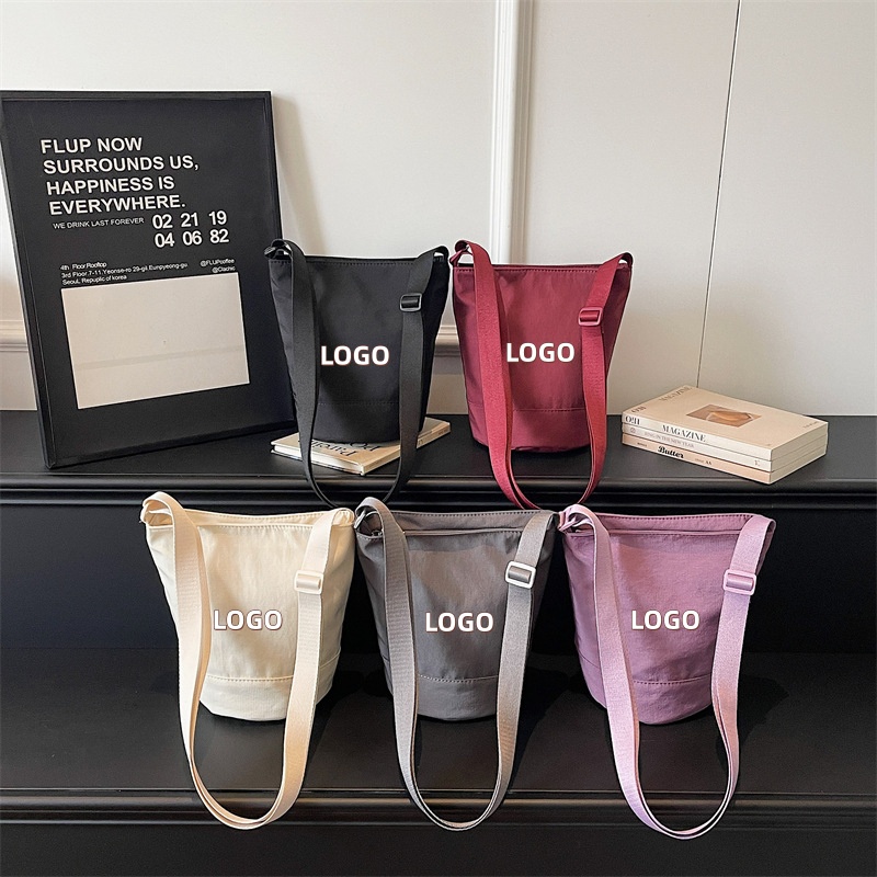 Women'S Work Bags Designer - กระเป๋าถือแบบมีหูหิ้วพร้อมโลโก้/ดีไซน์ตามสั่ง สายสะพายไหล่ปรับได้ กระเป๋าไนลอนสะพายข้างขนาดเล็ก กระเป๋าลำลองสำหรับใช้ในชีวิตประจำวัน ทำงาน ช้อปปิ้ง