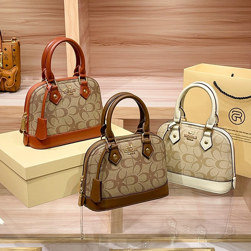Women Bags Guess - กระเป๋าถือผู้หญิงแบรนด์ดัง รุ่น Shell Bag 2025 ใหม่