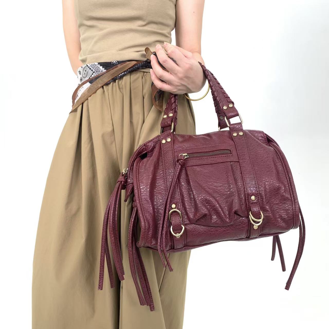 กระเป๋าถือสไตล์เรโทรสำหรับผู้ห - Women Bags Polene บทวิจารณ์และราคา
