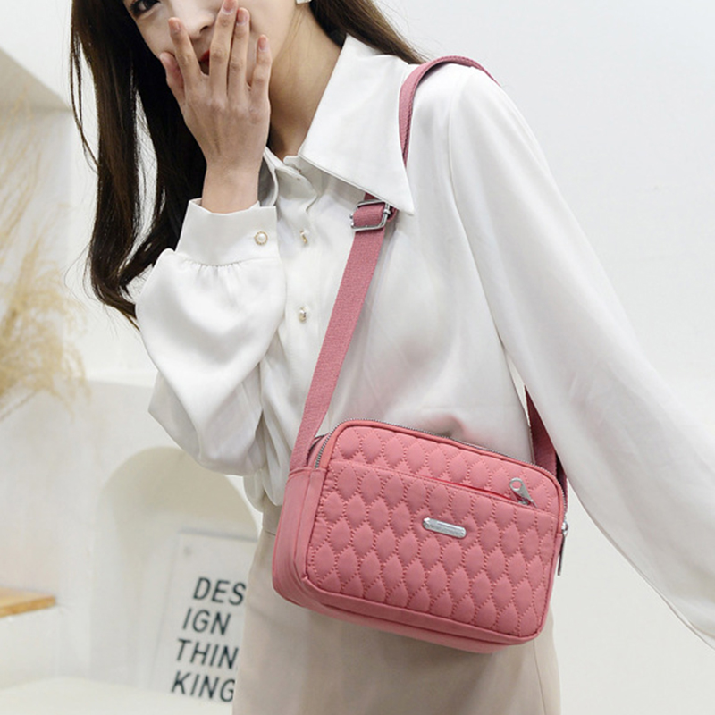 มัลติฟังก์ชั่ไนลอนไหล่กระเป๋าผ - Women Bags Guess บทวิจารณ์และราคา