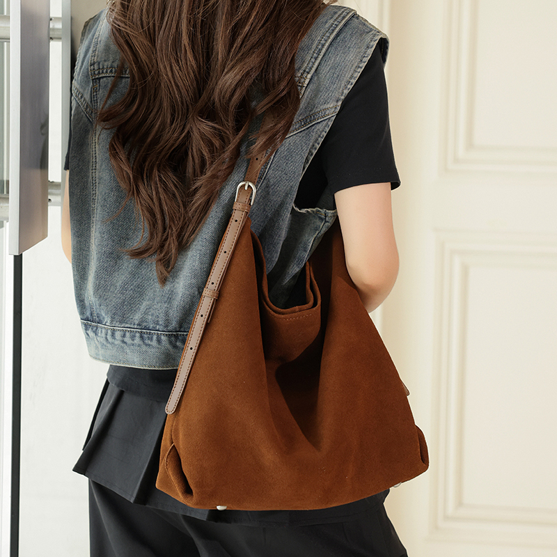 กระเป๋าถือทรงโฮโบขนาดใหญ่สำหรั - Hobo Bag Slouchy บทวิจารณ์และราคา